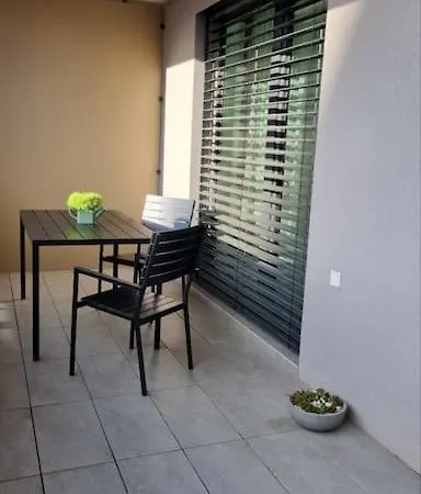 M&m2 Near Center With Free Parking - Ac Apartment Kosice