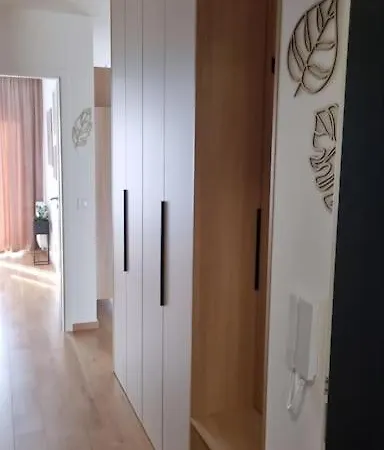 Apartment M&m2 Near Center With Free Parking - Ac *