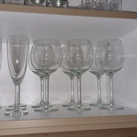 M&m2 Near Center With Free Parking - Ac Апартаменты