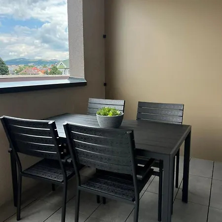 M&m2 Near Center With Free Parking - Ac Apartment Kosice