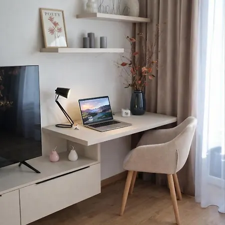 Apartman M&m2 Near Center With Free Parking - Ac Kassa