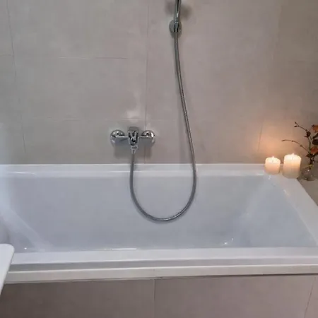 M&m2 Near Center With Free Parking - Ac