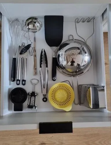 M&m2 Near Center With Free Parking - Ac Apartman Kassa