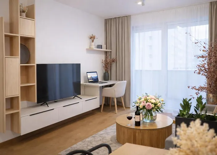 Apartman M&m2 Near Center With Free Parking - Ac *