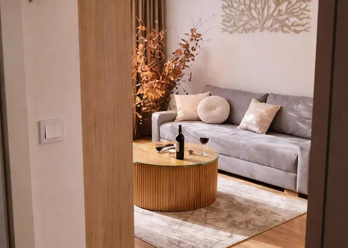 M&m2 Near Center With Free Parking - Ac *