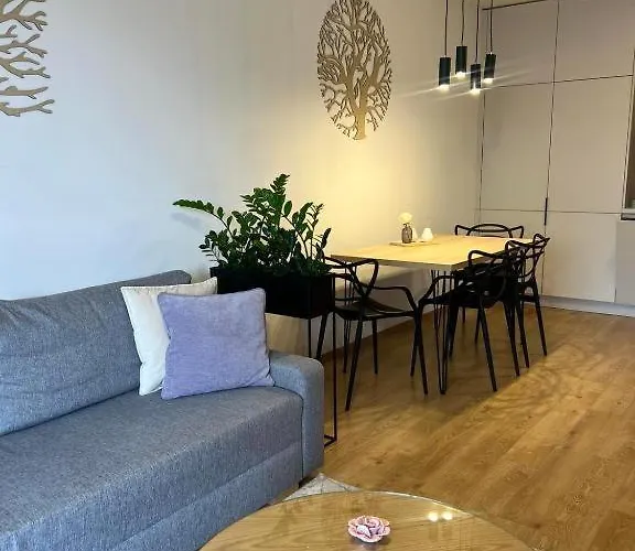 Apartman M&m2 Near Center With Free Parking - Ac Kassa